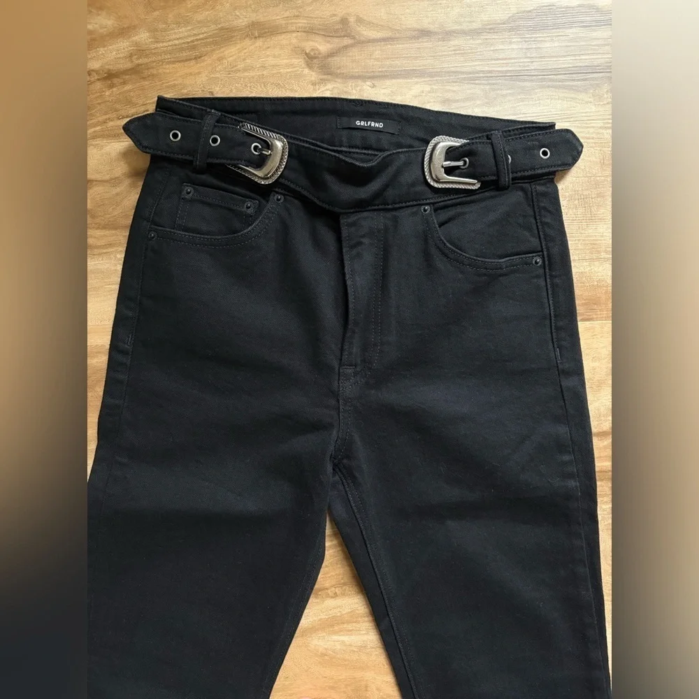 NWOT - GRLFND Zoey Belted Cropped Jeans in Black - Size 26